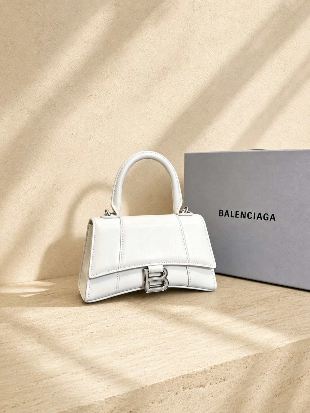 Top Handle Handbag | Balenciaga Hourglass XS | 5928331LRGM3011